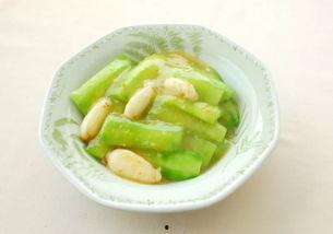 三花姐妹吃瓜,三花姐妹瓜田奇遇记